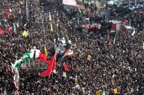 Süleymaninin dəfnində izdiham: 16-sı uşaq olmaqla, 78 nəfər öldü