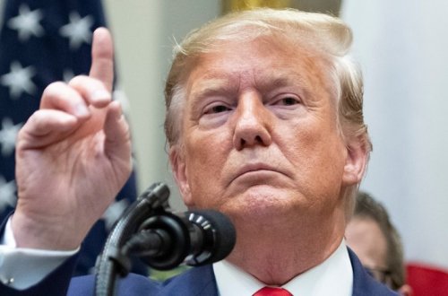 Трамп пообещал соблюдать международное право при возможной атаке на Иран