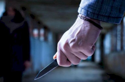 Kişi arvadını və qızını öldürdü