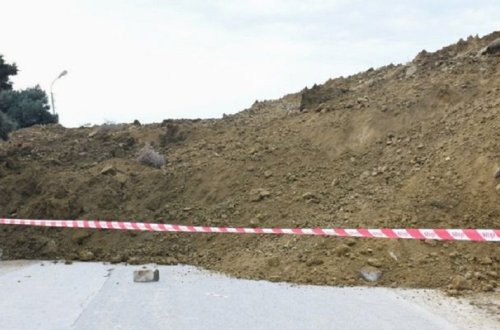 Специалист о ситуации с оползнем в Баку