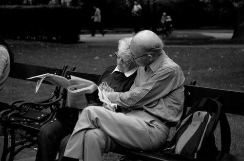 Супруги прожили в браке 64 года и умерли в один день - ФОТО