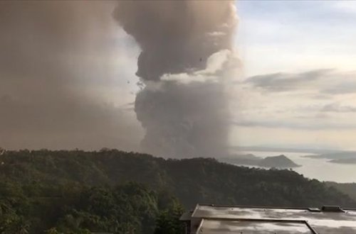 Режим бедствия: на Филиппинах проснулся второй по мощности вулкан - ФОТО/ВИДЕО