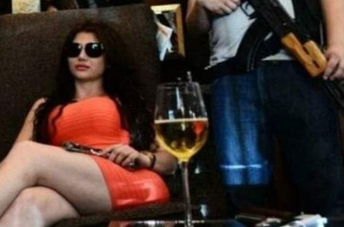 13 polisi güllələyən qadın öldü - Ölümündən bir neçə dəqiqə əvvəlki VİDEOsu