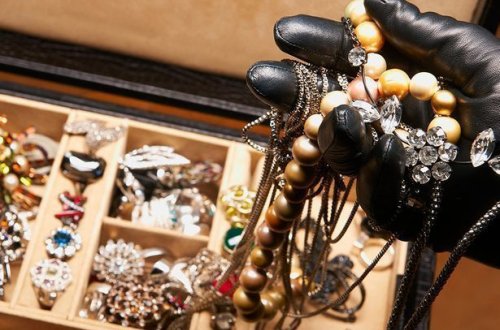 Крупная кража в Баку - ФОТО