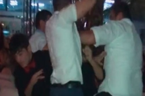 Əməkdar artist toyda qadın həmkarına sataşan şəxslərlə ƏLBƏYAXA OLUB - FOTO
