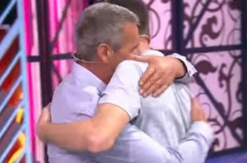 Azərbaycanlı ata və oğul 32 ildən sonra görüşdülər - FOTO