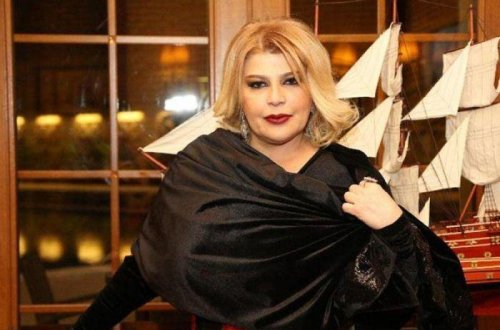 İri sinəsinə görə kompleksə düşən Mətanət ƏMƏLİYYAT ETDİRİR: Ən yaralı yerimdir... - VİDEO - FOTO
