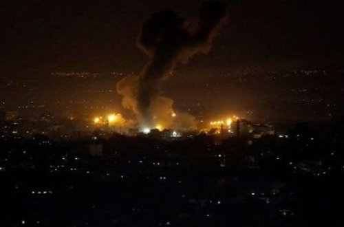 İsrail Qəzza zolağını bombardman edib - VİDEO