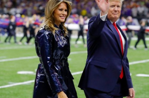 Мелания Трамп на публике оттолкнула руку супруга – ВИДЕО