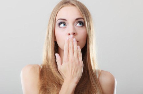 Ağzından pis qoxu gələnlər MÜTLƏQ OXUSUN