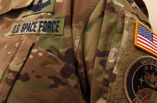ABŞ Kosmik Qüvvələrinin yeni uniforması gülüş hədəfi oldu - FOTO