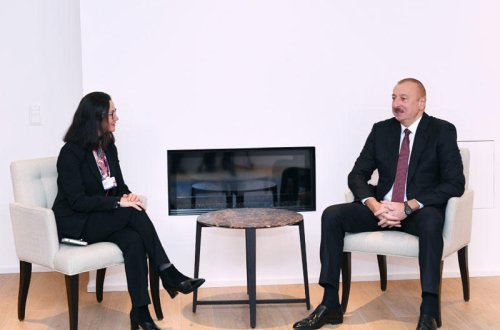 İlham Əliyev görüş keçirdi - FOTO