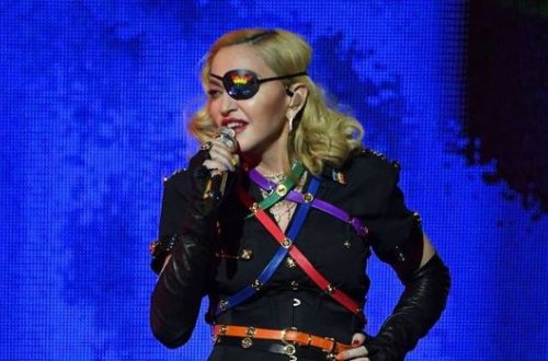 Мадонна вновь отменила концерт