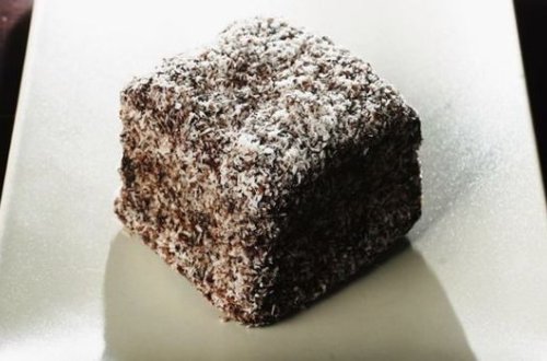 Женщина поучаствовала в соревновании по поеданию бисквитов и умерла