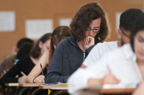 Azərbaycanda tələbələrin köçürülməsinə başlanılır