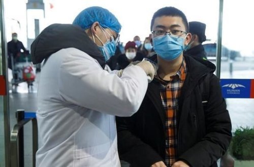 Коронавирус оказался наиболее опасен для мужчин в возрасте от 35 до 50 лет