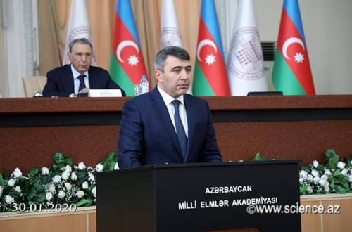 AMEA-da Kənd təsərrüfatı naziri ilə görüş keçirilib