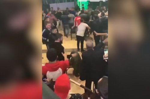 Qaydasız döyüşə tamaşaçılar da qoşuldu - VİDEO