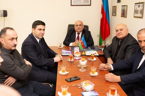 YAP Gəncə şəhər təşkilatının üzvləri bir araya gəldi