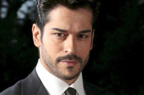 Bu da Burakın 150 minlik yeni avtomobili - FOTO