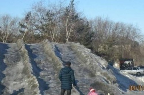 Qazaxıstana qara qar yağdı – Foto