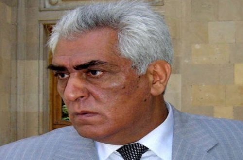 Sabiq icra başçısının oğlu həyat yoldaşını bıçaqladı