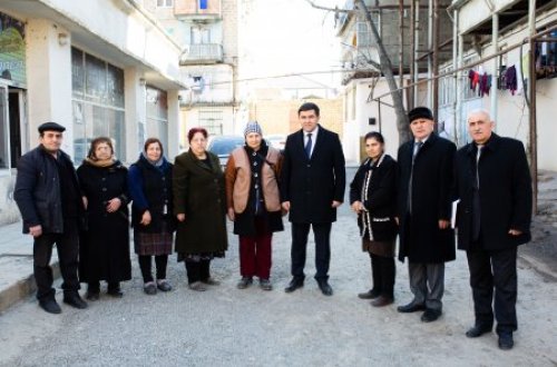 Müşfiq Cəfərovun təbliğat- təşviqat kampaniyasına eyni dairədən olan deputatlığa namizəd Üzeyir Əliyev öz vəkillərilə birlikdə qoşuldu.