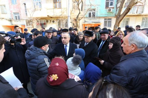 Azay Quliyevin 6-cı mikrorayonda seçicilərlə növbəti coşqulu görüşü keçirilib