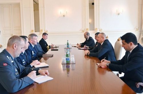 İlham Əliyev görüş keçirdi - FOTO