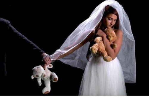 Erkən nikahların sayı niyə azalmır? - VİDEO