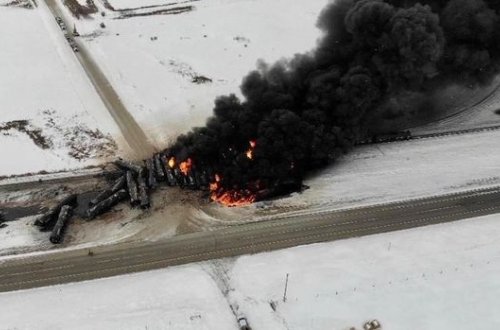 Масштабная авария в Канаде: взорвался поезд с нефтью – ВИДЕО