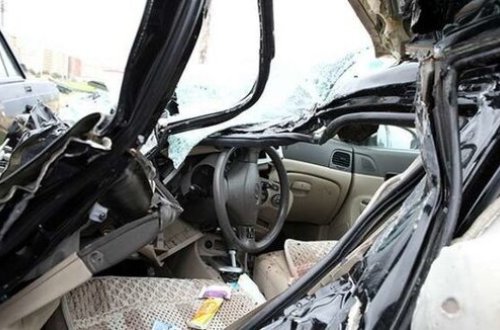 В Баку автомобиль на большой скорости совершил ДТП - ВИДЕО