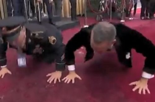 Tanınmış aktyor “Oskar” mərasimində “jim” vurdu - VİDEO