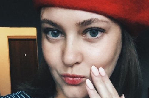 Çılpaq fotolarına görə işdən qovulan məmurun yeni iş yeri bəlli oldu — FOTO