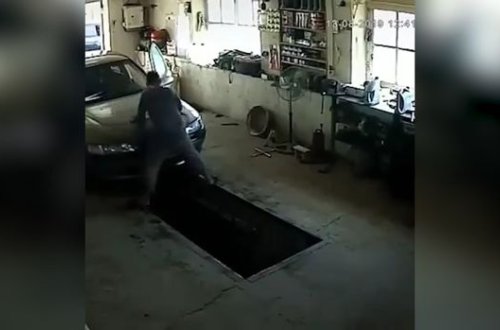 Azərbaycanda tragikomik hadisə: Maşını təmizləyərkən quyuya düşdü - VİDEO