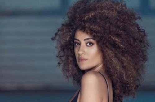 İbrahim Tatlısəsin qızı: “Atam oturduğu yerdən pul qazandırır”