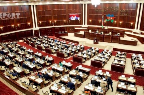 Özünü buraxan deputatların 82-si yenidən deputat olub