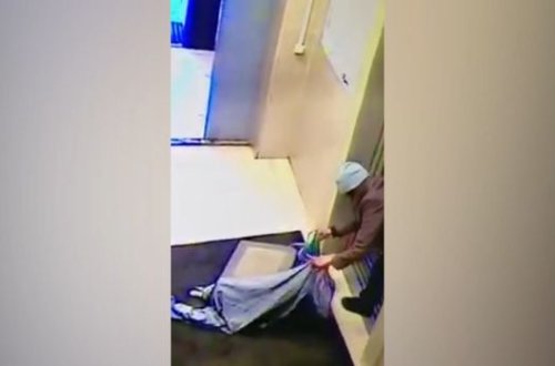 Kişini ələ alıb pul seyfini oğurladı - VİDEO