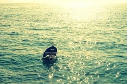 В Тихом океане спасли людей, больше месяца дрейфовавших без еды - ФОТО