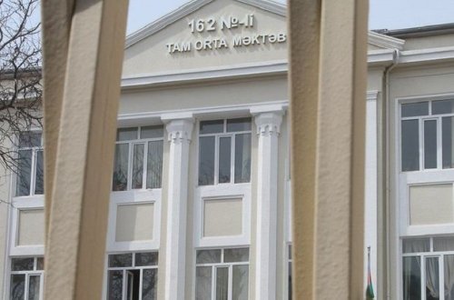 Bakıda işçilər işə gəlmədi, məktəb direktoruna xəbərdarlıq edildi
