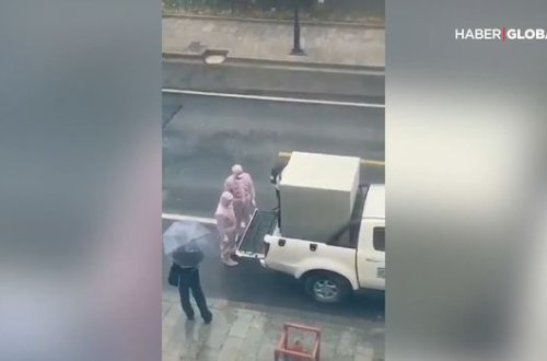 Koronavirusa yoluxduğu ehtimal edilən qız xüsusi qəfəsə belə yerləşdirilir - VİDEO