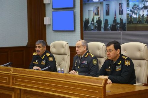 Zakir Həsənov generalları topladı - FOTO