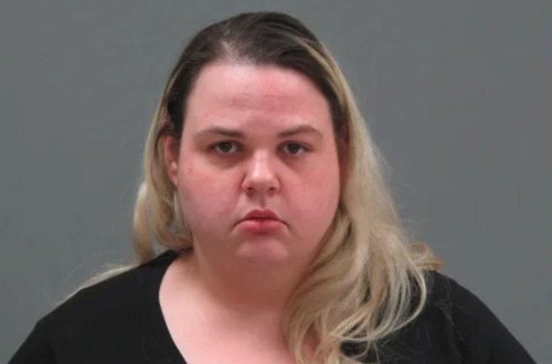 Ana körpəsi yatmır deyə onun başını dəfələrlə yatağa çırpıb, boğdu - FOTO