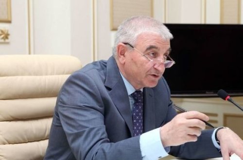ЦИК Азербайджана рассмотрит сегодня жалобы в связи с парламентскими выборами
