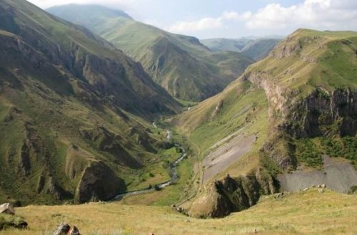 Как в Карабахе оказались армяне? Исторический экскурс