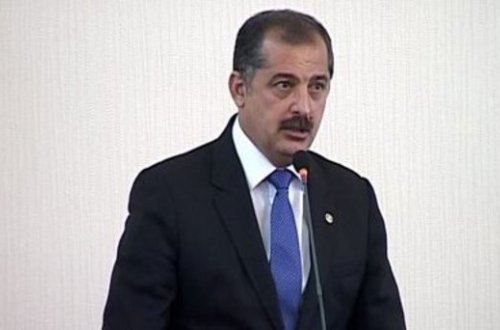 Vilyam Hacıyev namizədlərə şəxsən zəng edərək adının çəkilməməsini xahiş edir