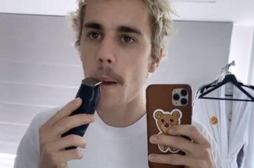 Pərəstişkarlarına görə bığını qırxdı - FOTO