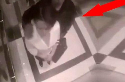 Qadın liftdə onu öpmək istəyən kişini döydü - VİDEO
