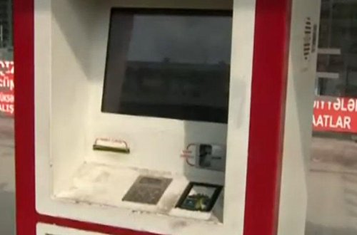 “Pulyeyən” ödəmə terminalları - Qəbz verir, amma ödəniş həyata keçmir - VİDEO