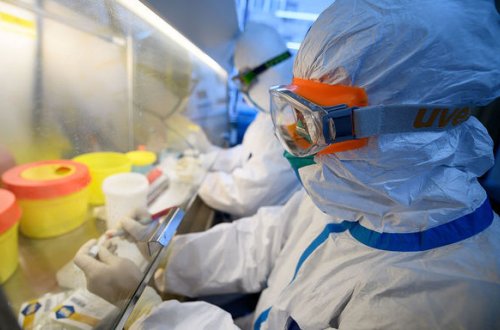 Eyni kilsədə dua edən 23 nəfər koronavirusa yoluxdu